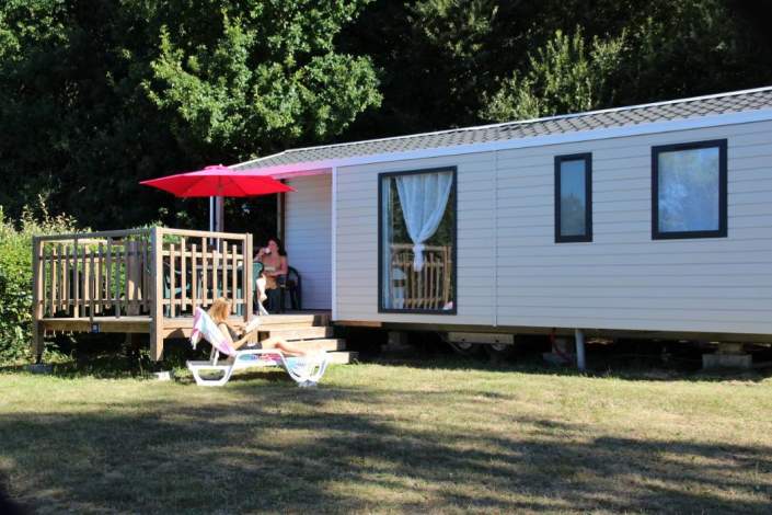 DE LA PISCINE **** : Camping Bretagne