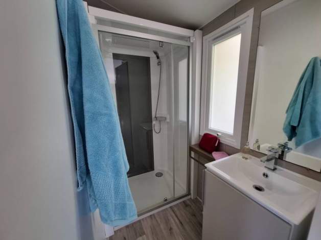 DE LA PISCINE **** : Camping Bretagne